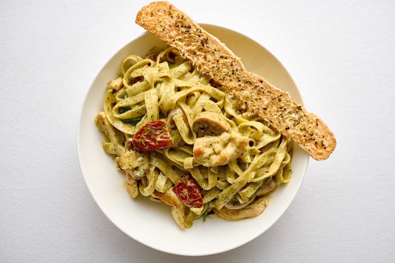 creamy pesto pasta